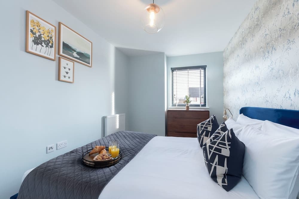 Elliot Oliver - 2 The Old Surgery: Stunning 4 Bedroom Home With Parking In Cheltenham