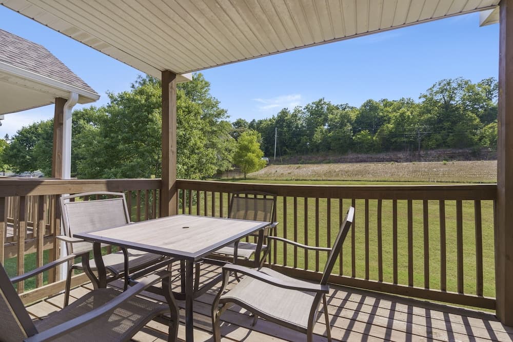 Journey Down Abby Lane - Family-friendly w/ Open Deck