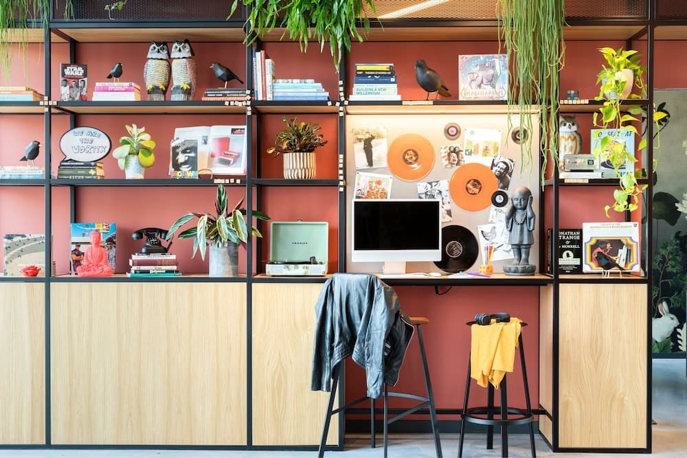 Lobi dinlenme salonu