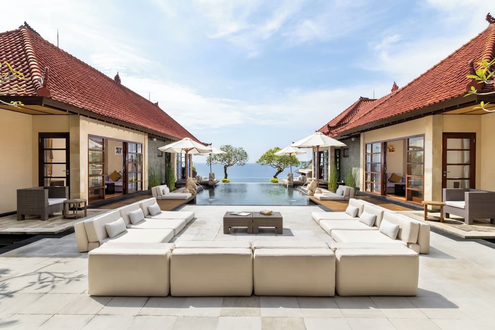 VIlla Nagasutra by Nakula