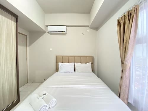Spacious And Homey 2Br Apartment At Newton Residence