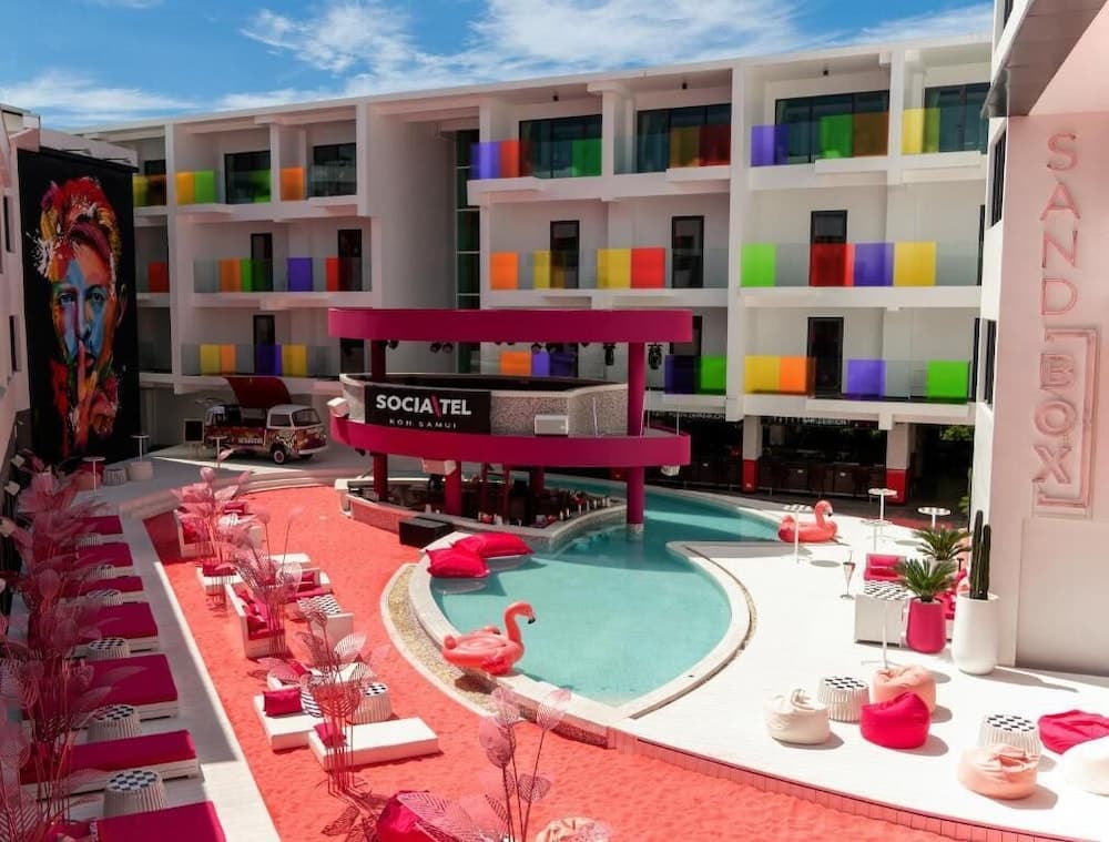 SocialTel Koh Samui
