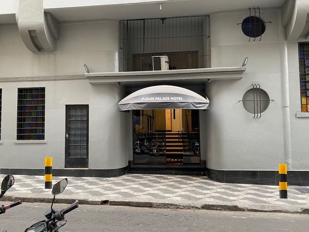 Konaklama yerinin ön cephesi