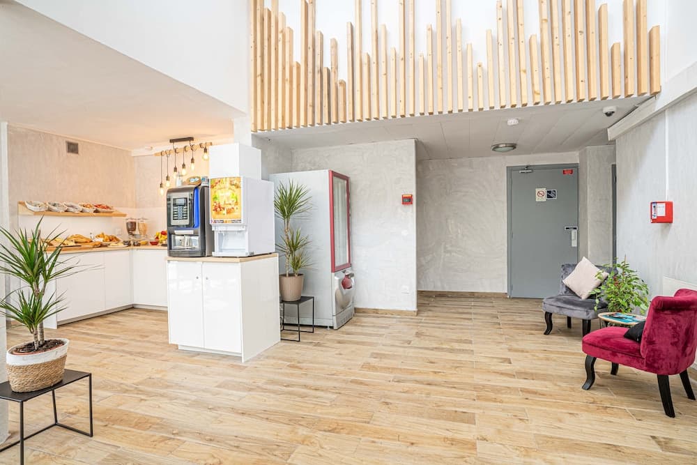 Fasthotel Cléon Rouen Sud