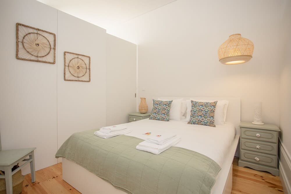 Liiiving - Downtown Balcony Studio