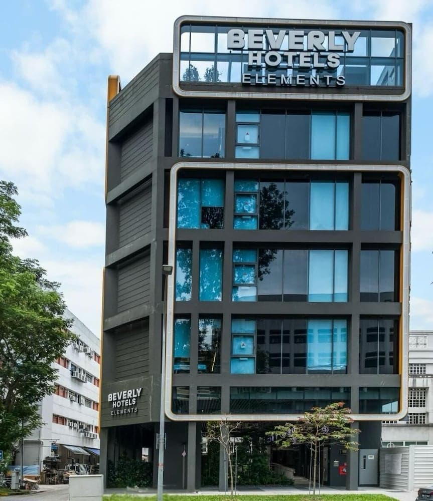 Beverly Hotels Elements