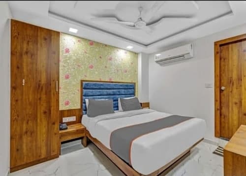 Hotel Lux Inn