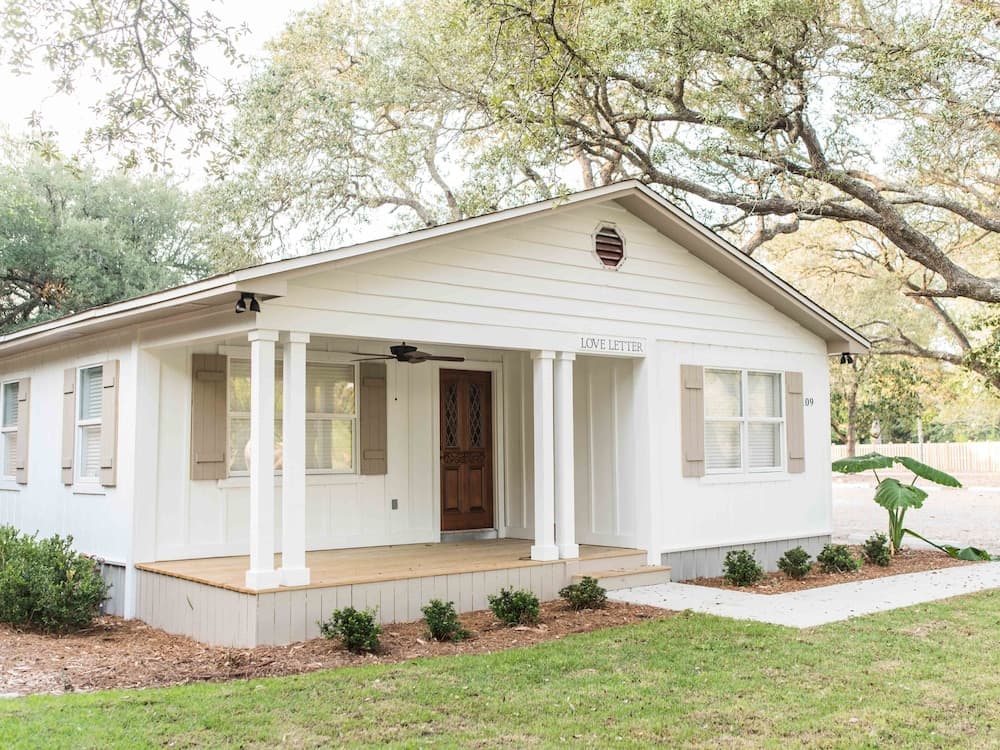 Cottages by the Bay - Love Letter