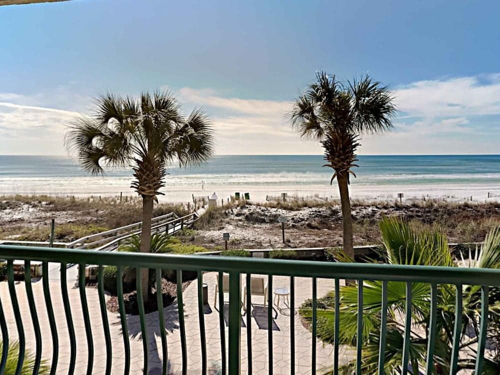 Destin Beach Club #211 - Good Times & Tan Lines