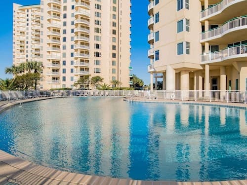 Beach Colony East by Southern Vacation Rentals