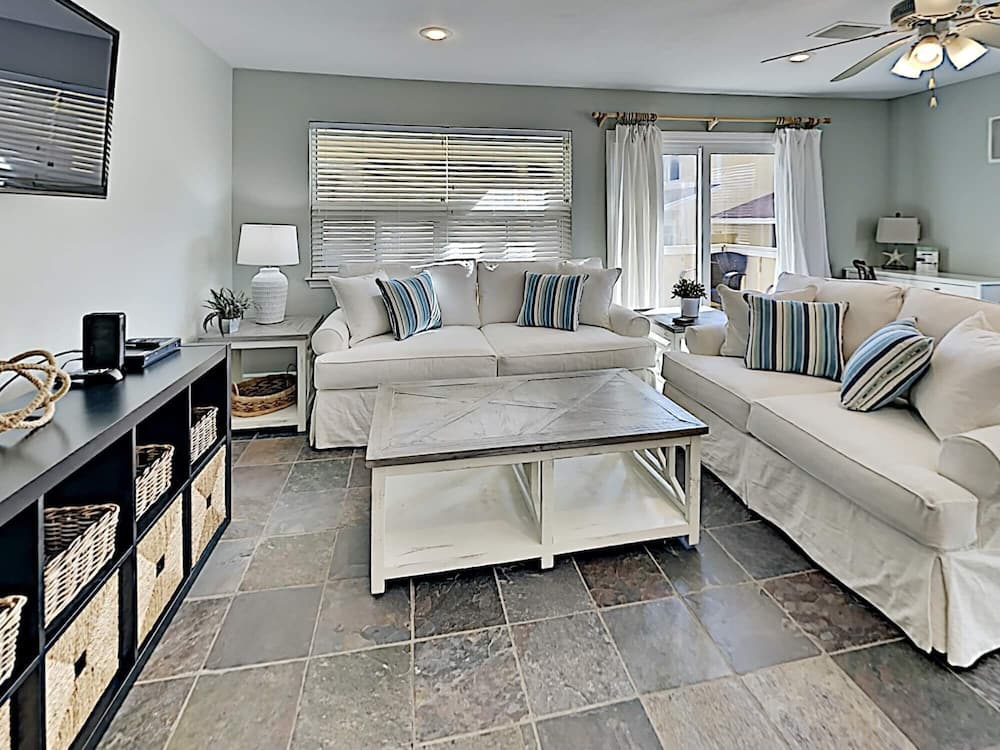 Regency Cabanas by Southern Vacation Rentals