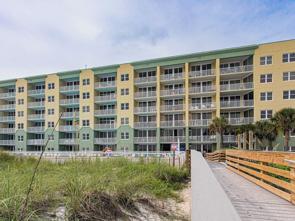 Water's Edge by Southern Vacation Rentals