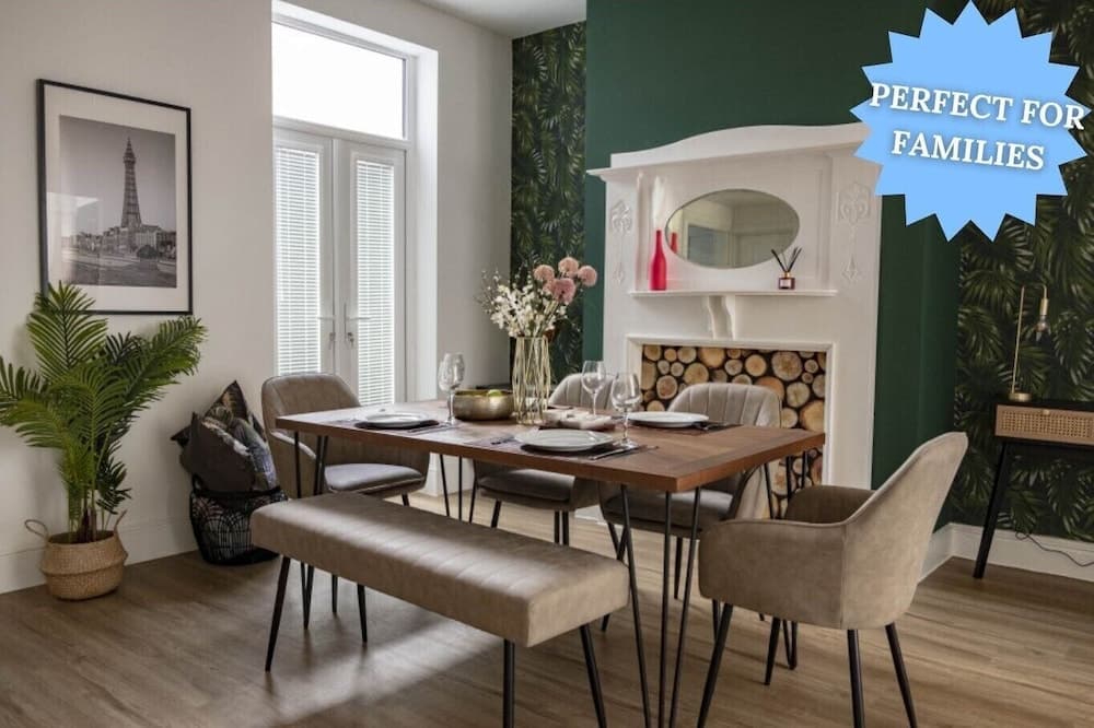 The Callie by Sasco Apartments