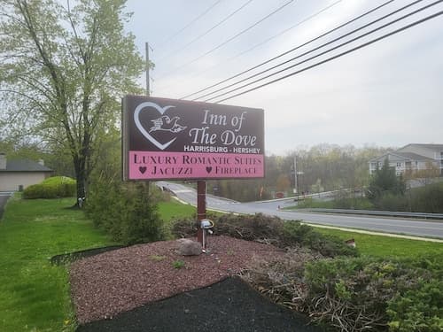 Inn of The Dove Harrisburg-Hershey Romantic Suites