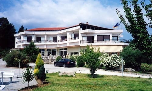 Pashos Hotel
