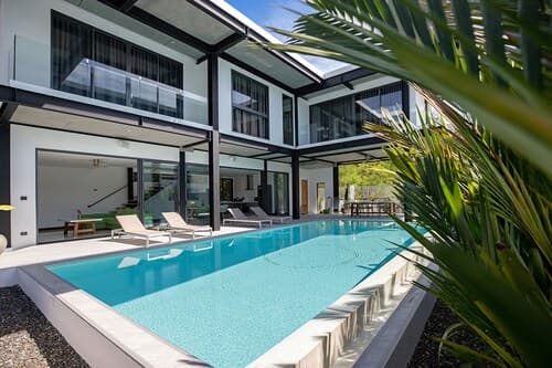 Stylish Salt Pool Villa Sunset Garden 5