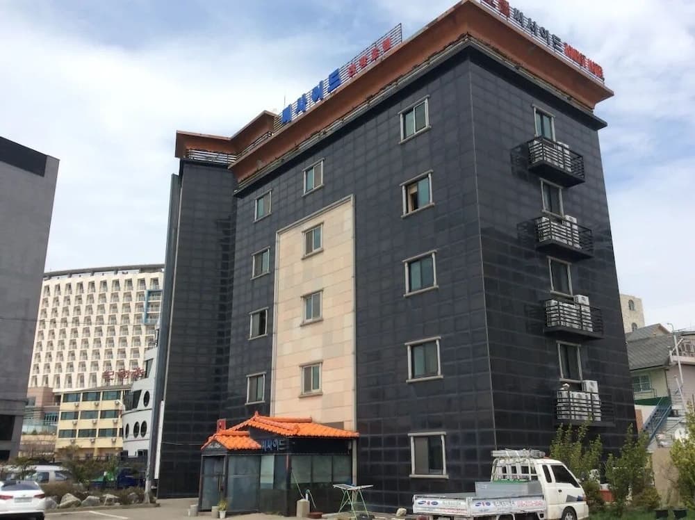 Seaside Hotel
