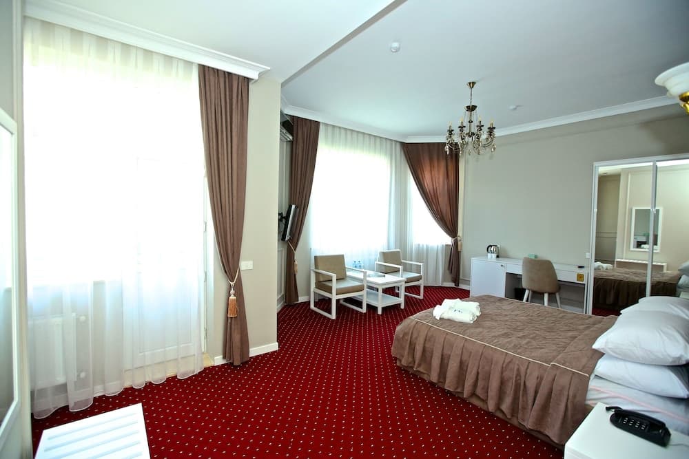 Miraj Hotel