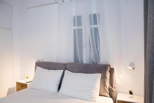 Glamorous 2BR Villa in Ornos w Sea View