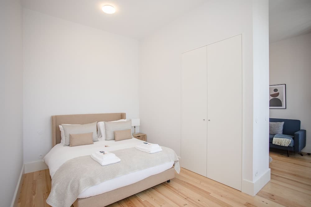Liiiving in Porto-City View Apartment 2F