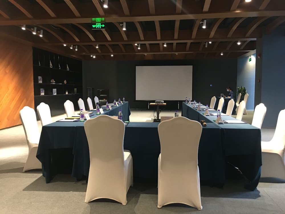Toplantı salonu/imkânları