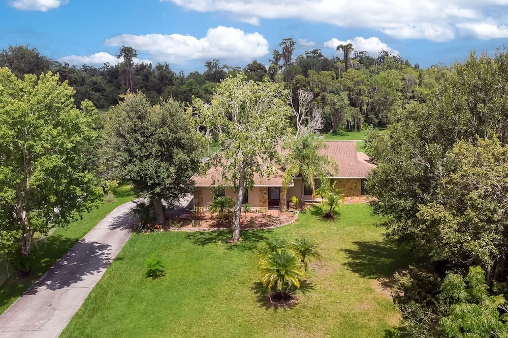 Nestle Away at Poplar Way