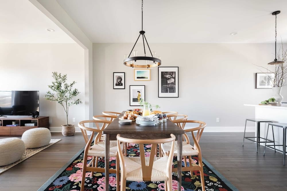 Chesney by Avantstay Contemporary East Nashville Flat w/ Southern Flare