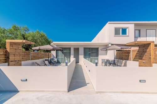 Bella Vacanza Studios