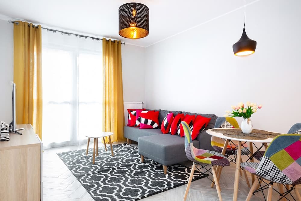 Rondo Wiatraczna Warsaw by Renters