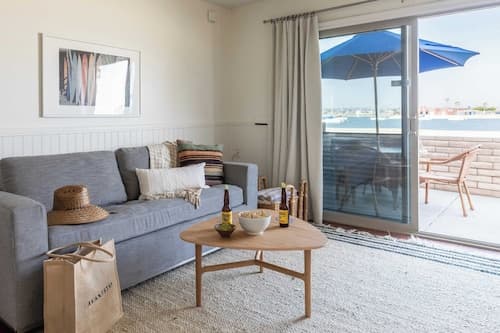 Bay View II by Avantstay Ocean View Mission Beach Home on the Sand!