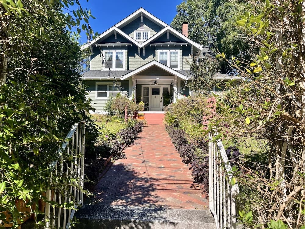 Greenwood Bed & Breakfast