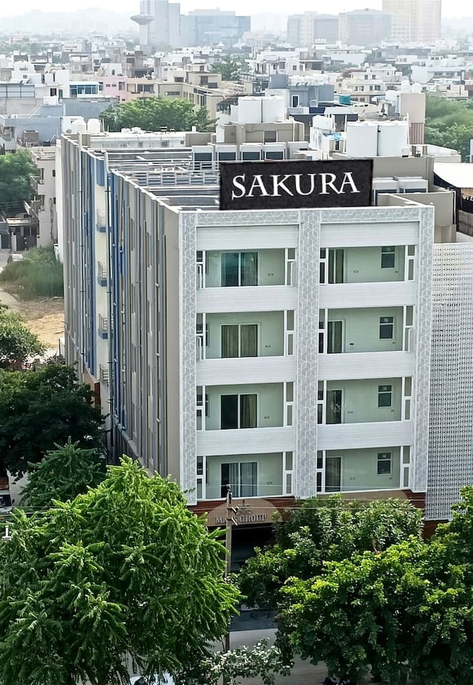Hotel Sakura by Maps, GURGAON
