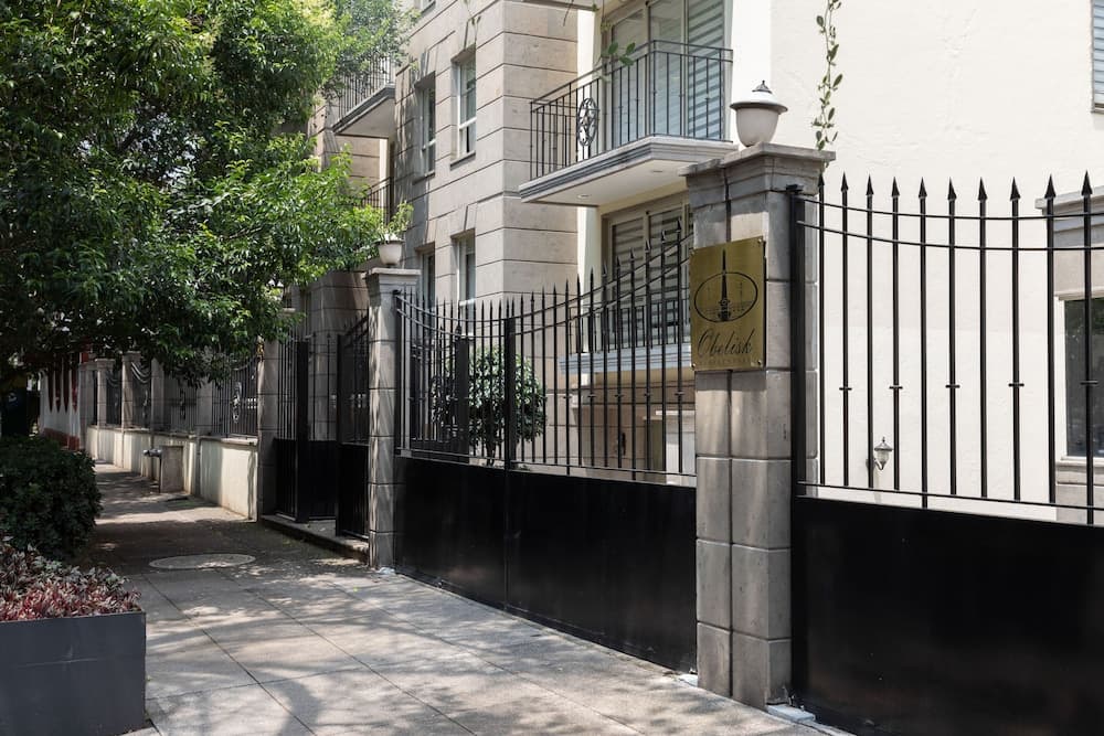 Capitalia Obelisk Polanco