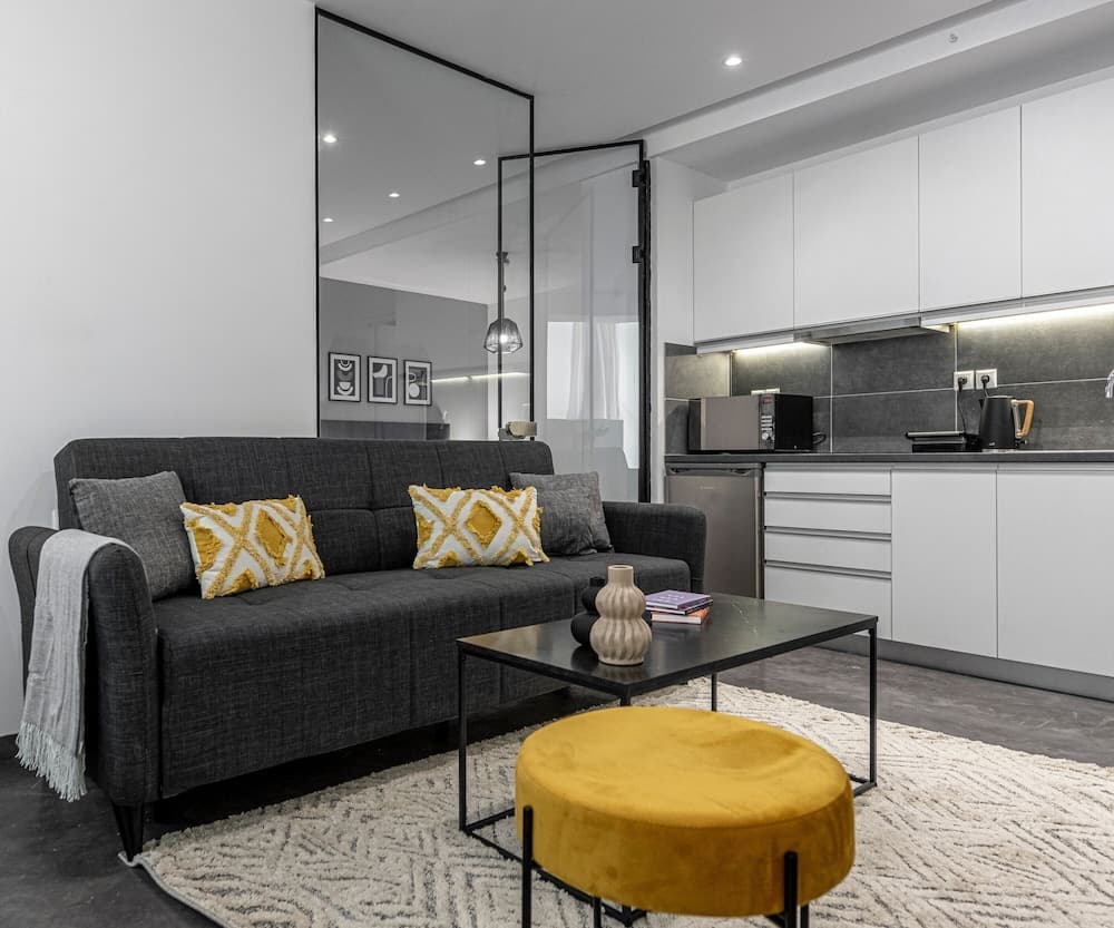 Phaedrus Living City Flat Loukianou