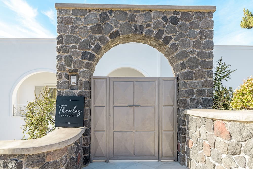 THEALOS SANTORINI