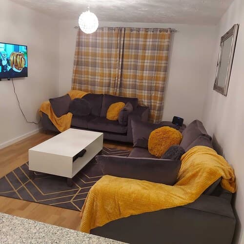 Lovely 2-bed Apartment in Milton Keynes