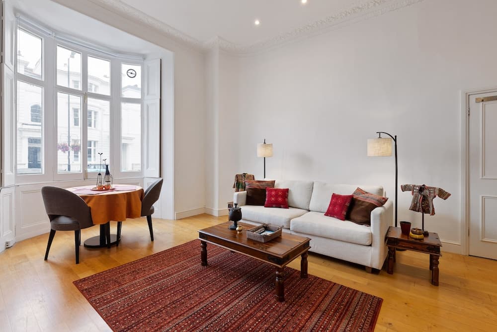 JOIVY Elegant 1-Bed Flat In Bayswater