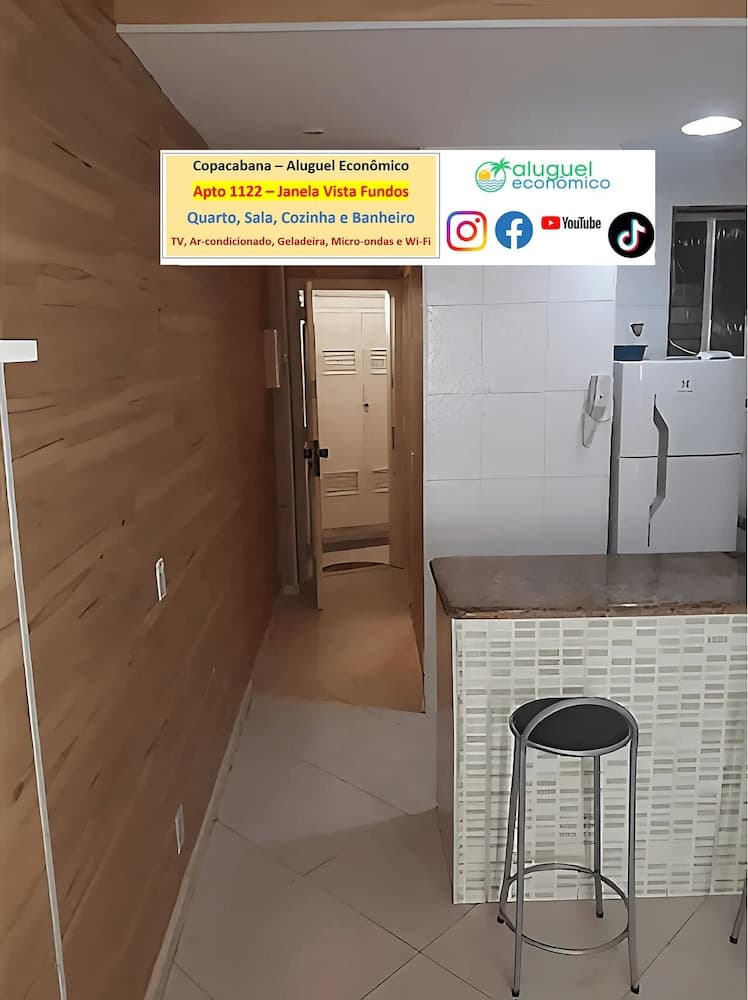 Apto Copacabana - Aluguel Economico