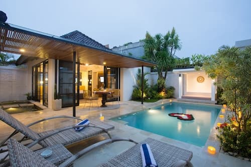 The Kons Villa Bali Seminyak