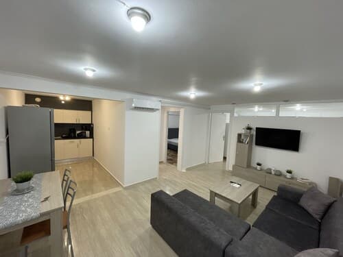 Charming 2-bed Apartment in Kallithea