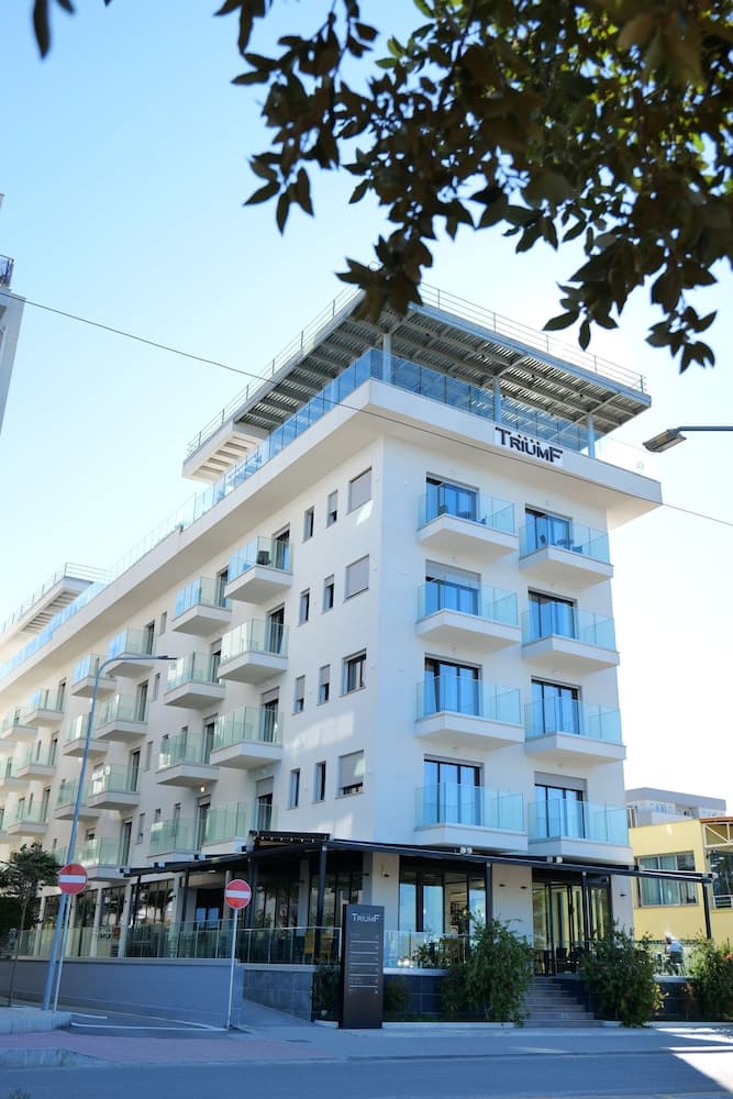 Hotel Triumf Shengjin