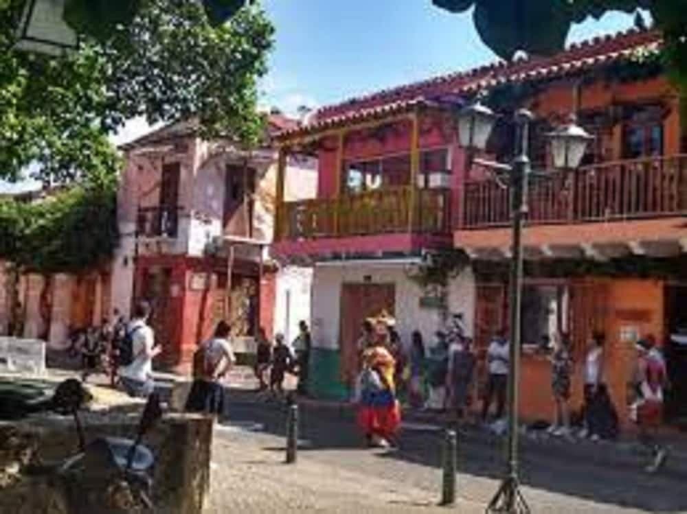 SD-2 HABITACION EN LA CIUDAD ANTIGUA