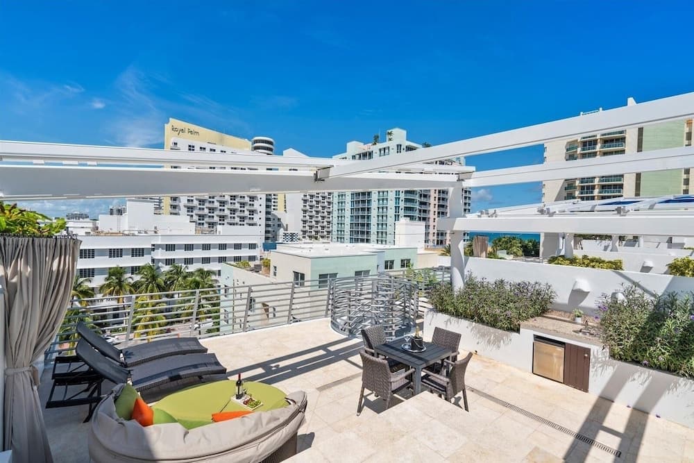 Penthouse Bahia Mar South Beach On Ocean Drive Miami Beach 1 Bedroom Home by RedAwning