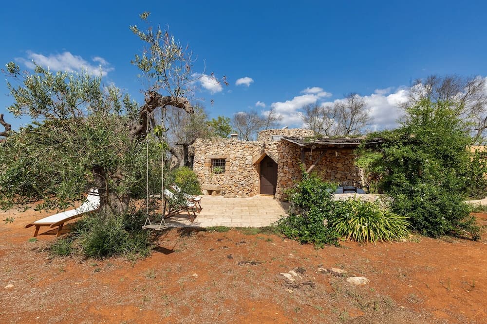 2073 Trulli li Corsari - Trullo Grande by Barbarhouse