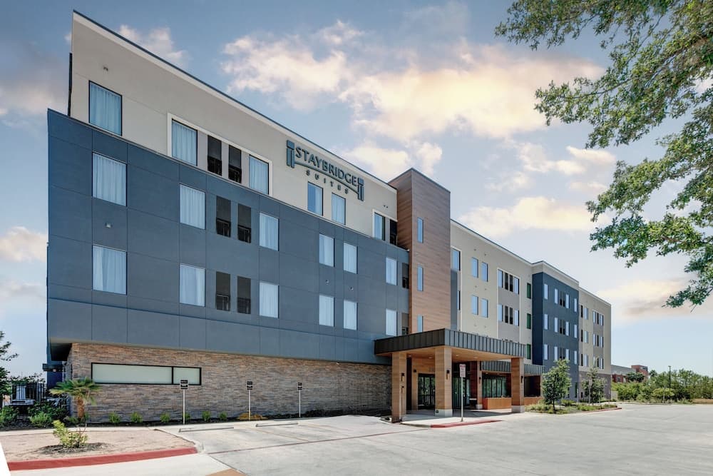 Staybridge Suites San Antonio Lackland AFB Area by IHG