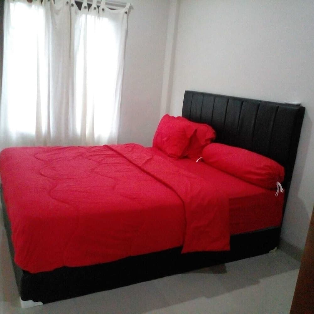 LEMBUNAI HOME STAY
