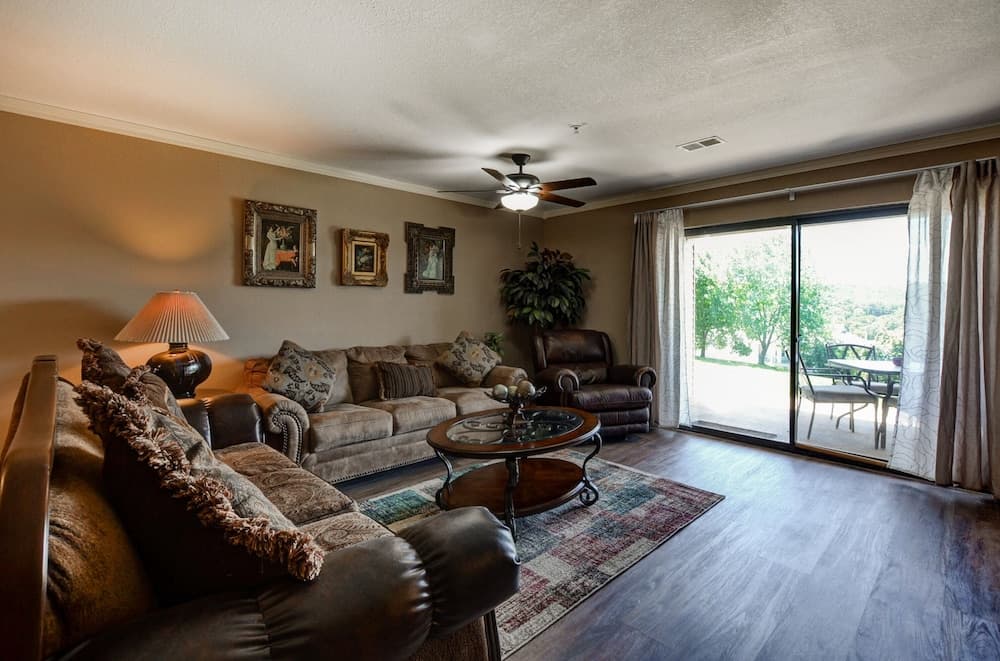 Relaxation at Heldstab Haven