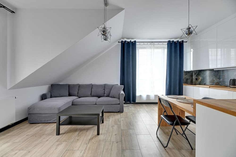 Lion Apartments - Botanica