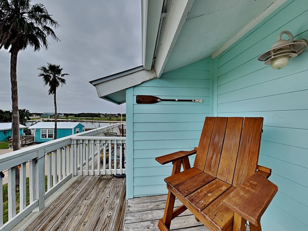 Kontiki Bayfront Condos