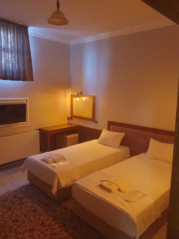 Mesken Cave Suites